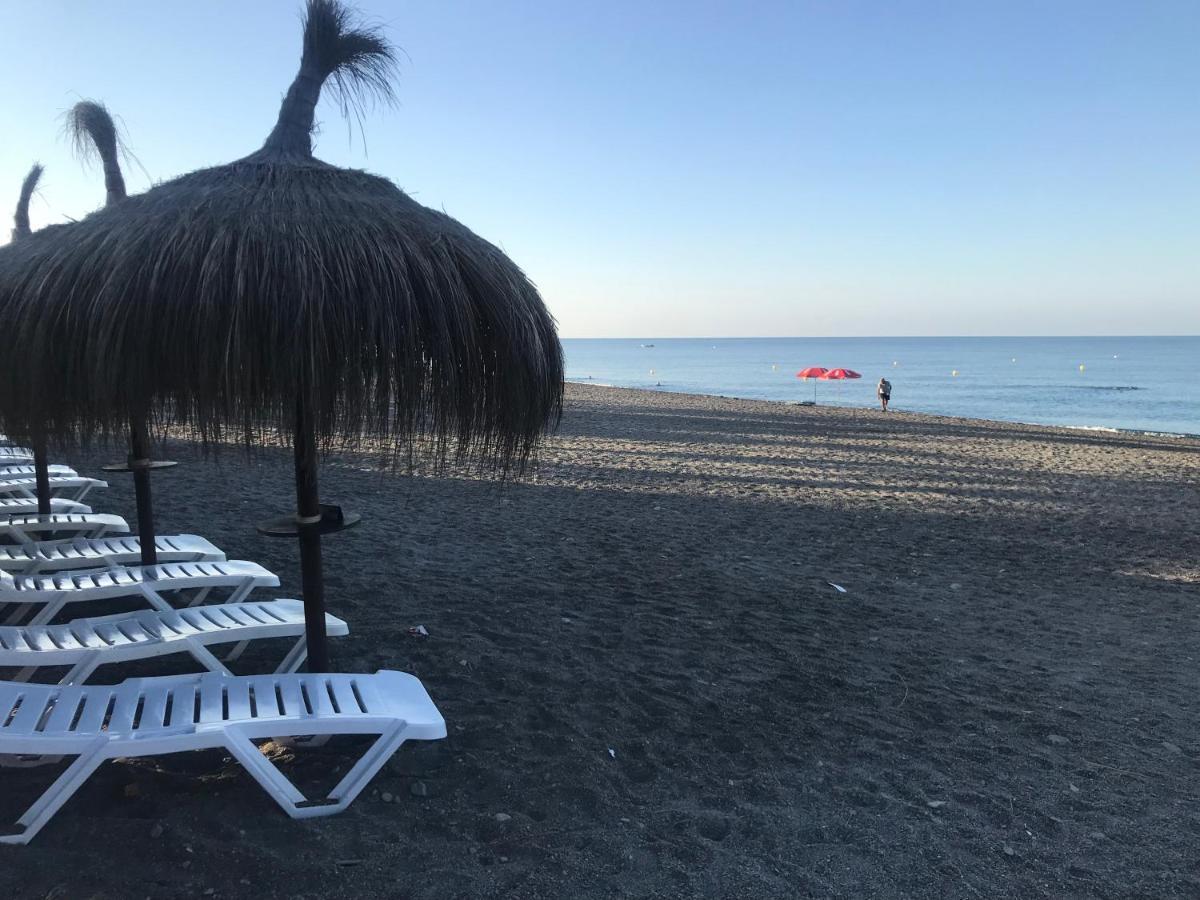 Apartamento 2 Dormitorios En Primera Linea De Playa San Cristobal Almunecar Luaran gambar