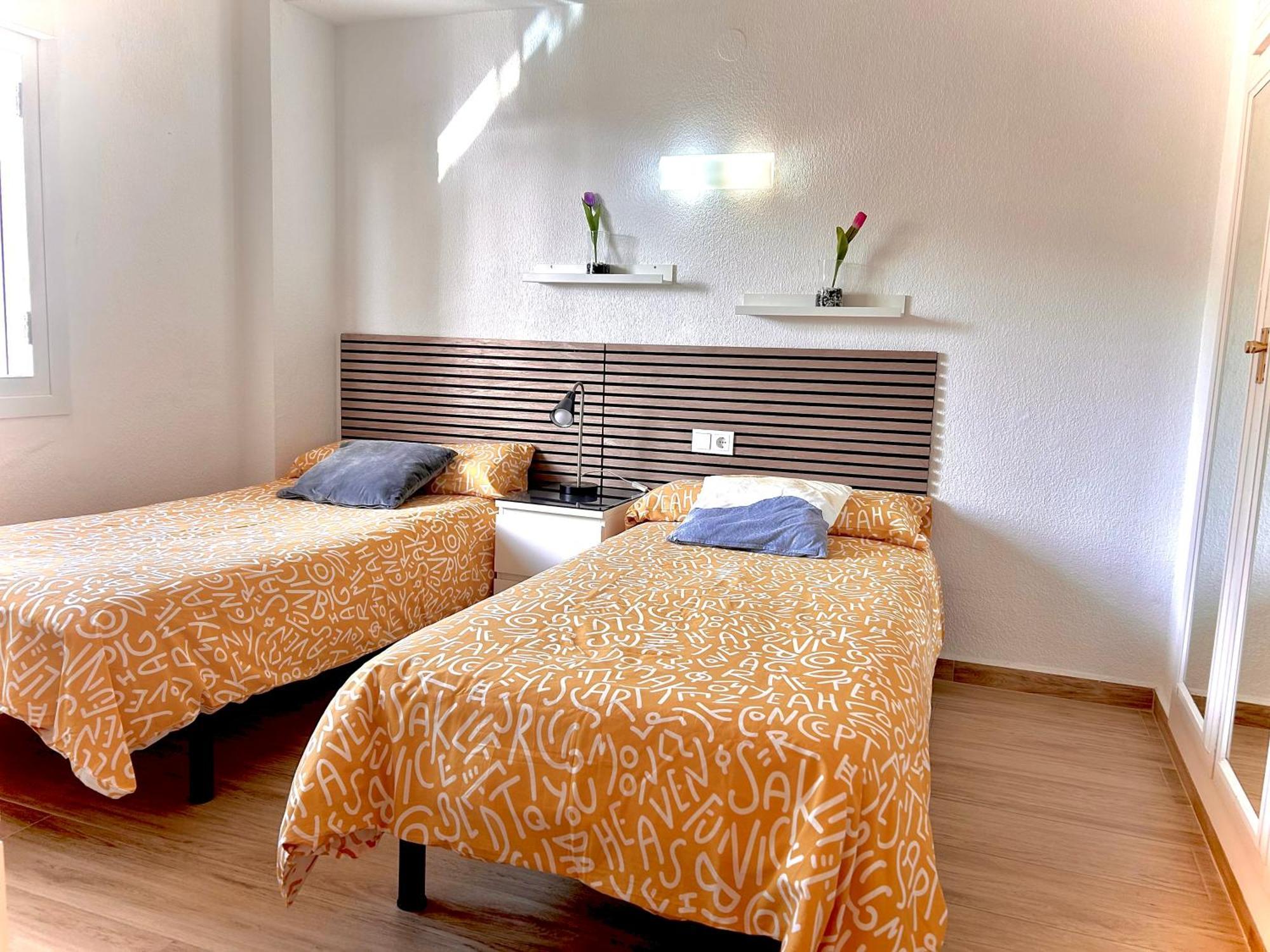 Apartamento 2 Dormitorios En Primera Linea De Playa San Cristobal Almunecar Luaran gambar