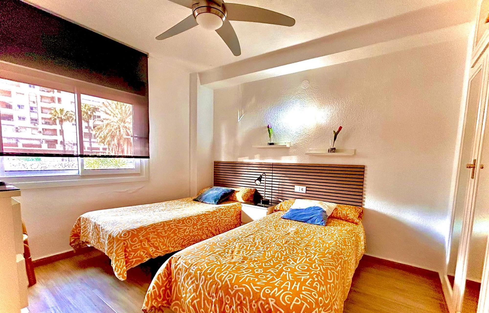 Apartamento 2 Dormitorios En Primera Linea De Playa San Cristobal Almunecar Luaran gambar
